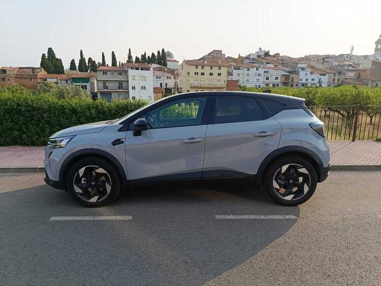 Renault Captur E-TECH FULL HYBRID  foto 2